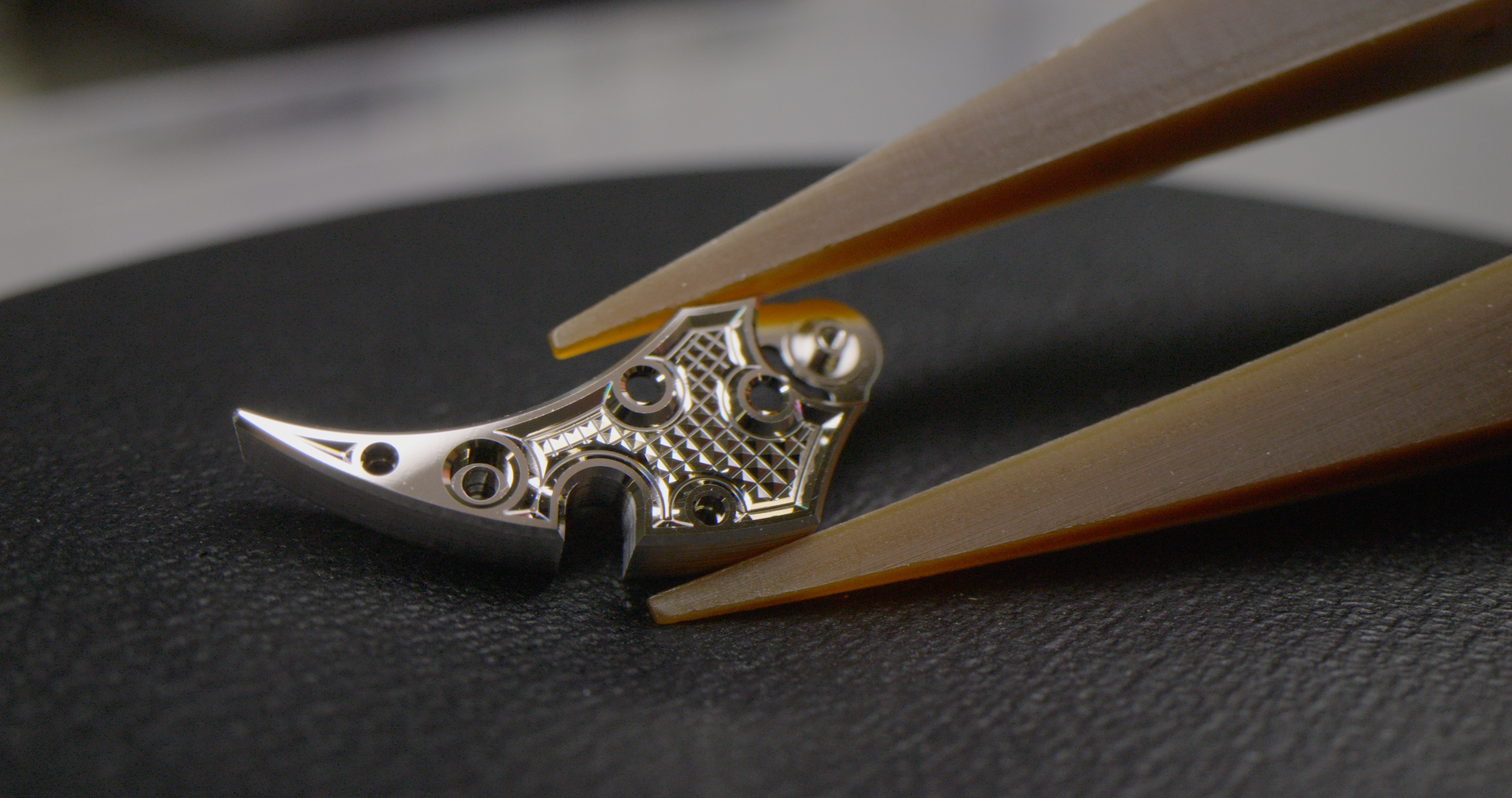 Décoration mouvement horloger